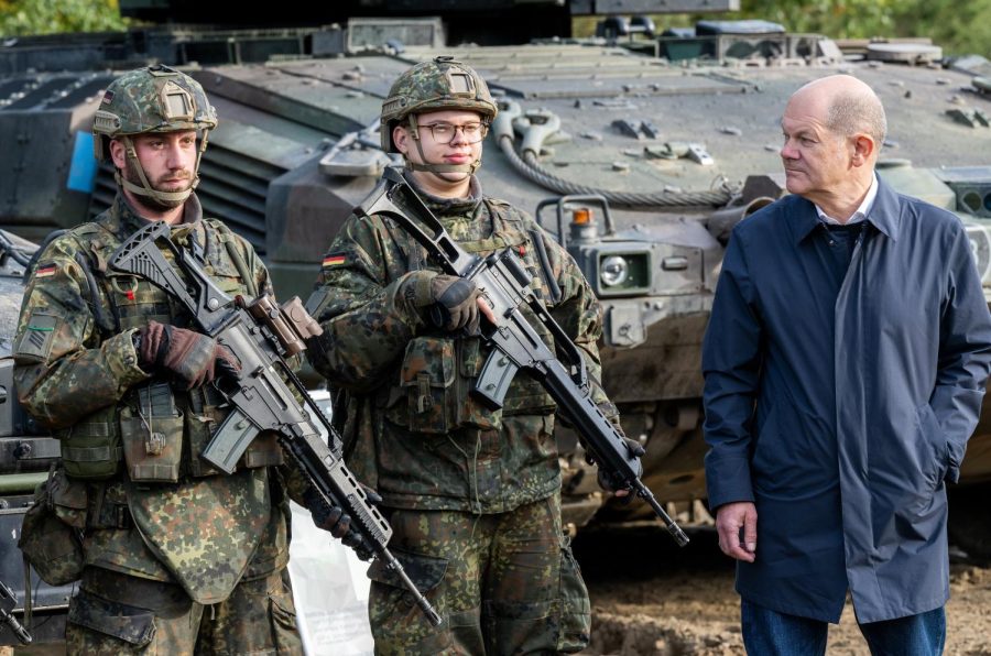 German+Chancellor+Olaf+Scholz+inspects+tanks+at+a+training+center+in+Osterholz%2C+Germany.+%0Aphoto+by+David+Hecker%3B+photo+courtesy+Getty+Images.
